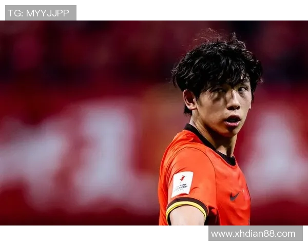 国足球星风采全解：从历史辉煌到现役新星的成长轨迹与未来展望