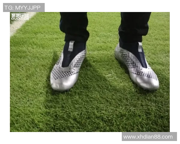 球星专属最新款足球鞋上市 颠覆性能与舒适感的完美结合